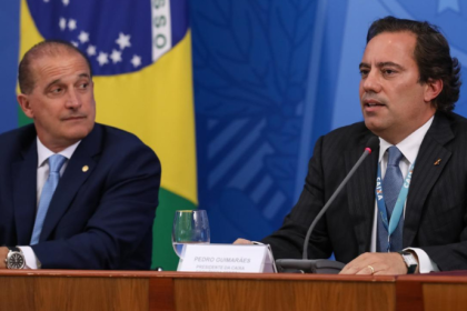 Pedro Duarte Guimarães ressalta como as lives durante a pandemia se tornaram um canal de comunicação direta e transparente com a população.