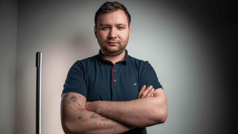 Dr. Haeckel Cabral explica os resultados da otoplastia em adultos e o pós-operatório.