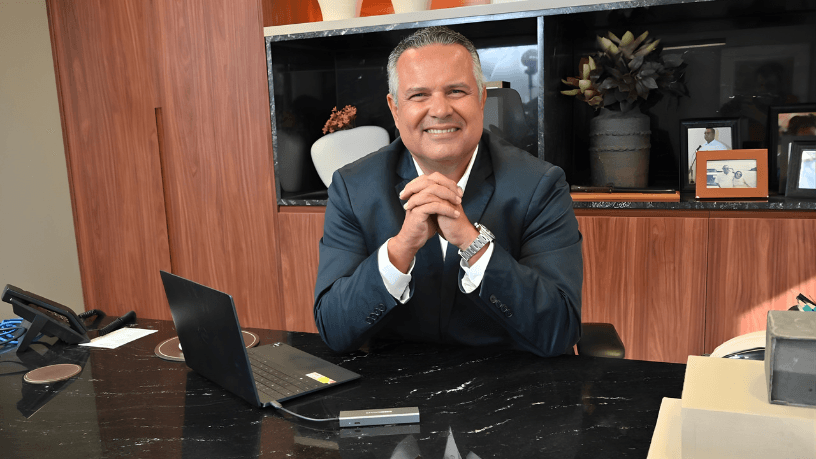 Elmar Juan Passos Varjão Bomfim